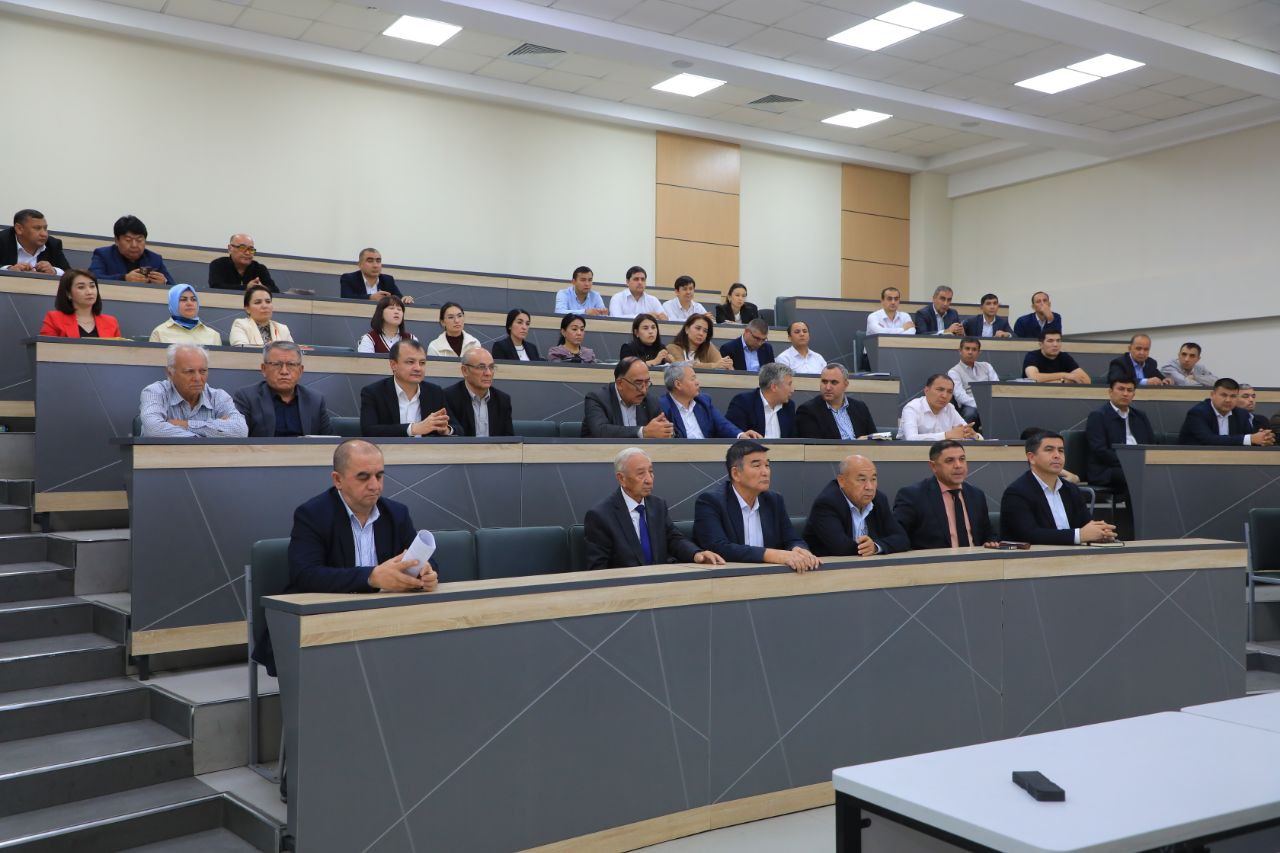 Prezident farmoni mazmuni universitet jamoasiga yetkazildi